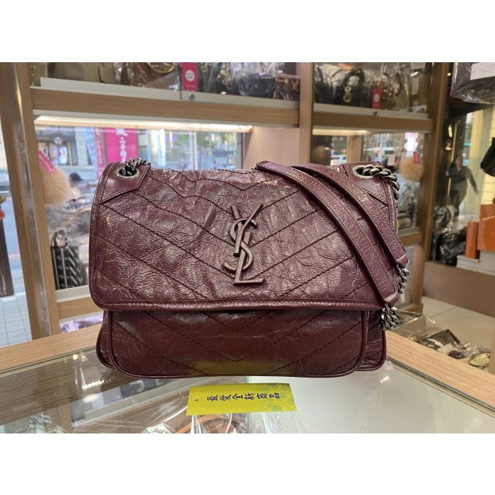 ✈️精品代購✈️ YSL Niki 中款酒紅色牛皮復古銀鍊釦式背包斜背包 Saint Laurent 498894