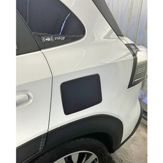 SUZUKI S-Cross【油箱蓋卡夢貼】3M 不殘膠 貼膜