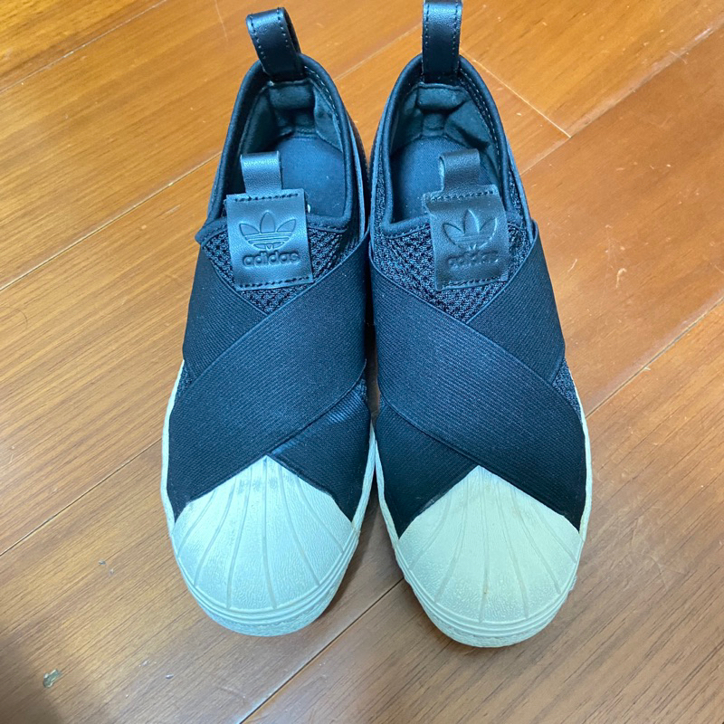 Adidas繃帶鞋（尺寸在最後一張圖片）
