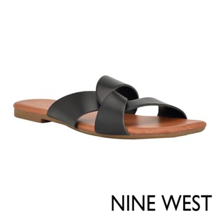 【NINE WEST】FINORA3交叉扭結平底拖鞋-黑色