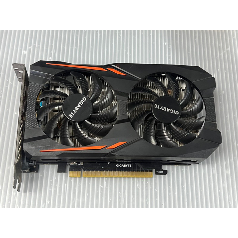 電腦雜貨店～技嘉GV-N105TOC-4GD GTX 1050 4G顯示卡 二手良品$1700