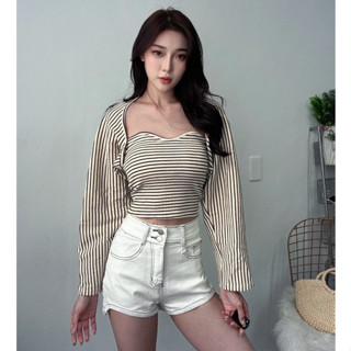 單一杏現貨秒出♥️【JinG】韓國🇰🇷*桃心平口罩杯上衣+薄長袖罩衫♥️korea 兩件式套裝 外套 長袖上衣 胸墊背心