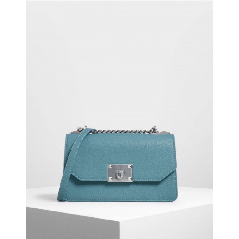 《全新/現貨》CHARLES&KEITH 經典掀蓋 斜背包