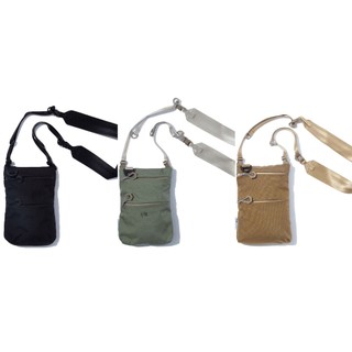 F/CE. CORDURA FIRE RESISTANT VERTICAL POUCH