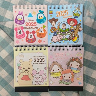 💗正版現貨💗2025年 迪士尼 三角桌曆 小桌曆 迷你 桌曆 月曆 維尼 米奇 米妮 公主 美人魚 玩具總動員 卡通桌曆