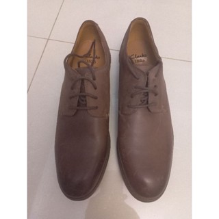 Clarks plus 咖啡色真皮皮鞋 us10號
