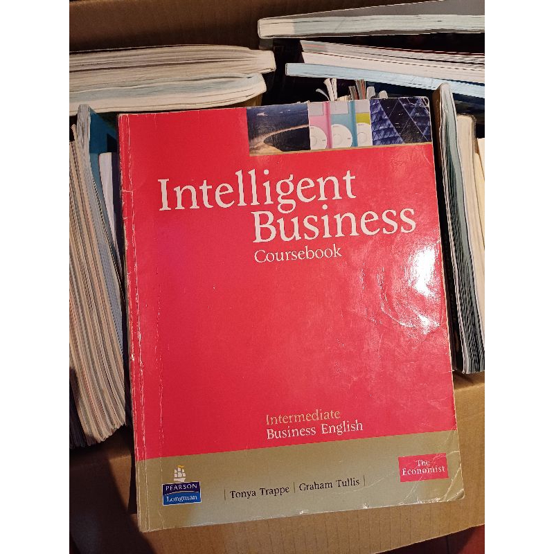 Intelligent Business coursebook intermediate