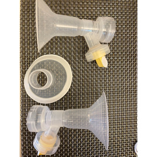 二手美樂喇叭頭套組 線三組全部帶走/美樂Medela~吸乳器配件-白色墊片/黃色活塞/喇叭罩前端/喇叭罩後端/L型接頭