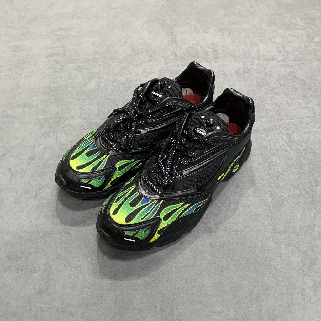 Nike supreme cheap spectrum black