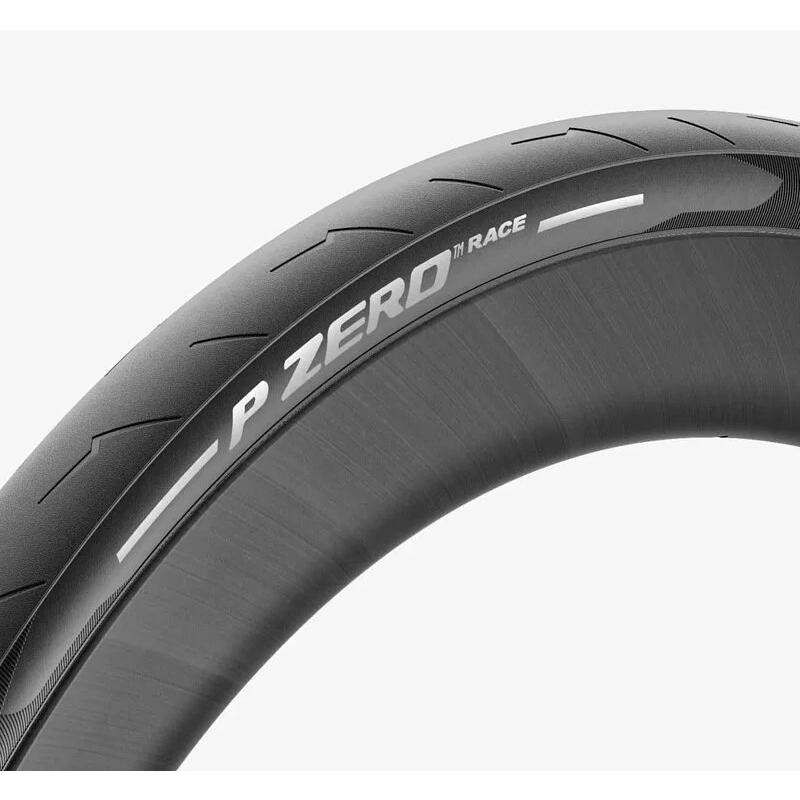 Pirelli P ZERO™ RACE 超輕量競速胎