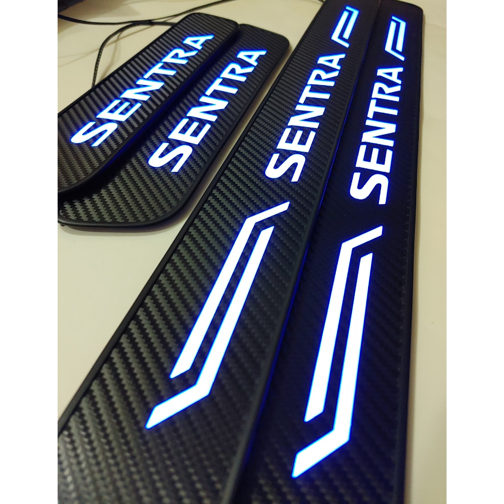 NISSAN SENTRA 迎賓踏板 LED發光門檻燈 類碳纖卡夢 汽車門檻改裝飾條 B17 B18通用