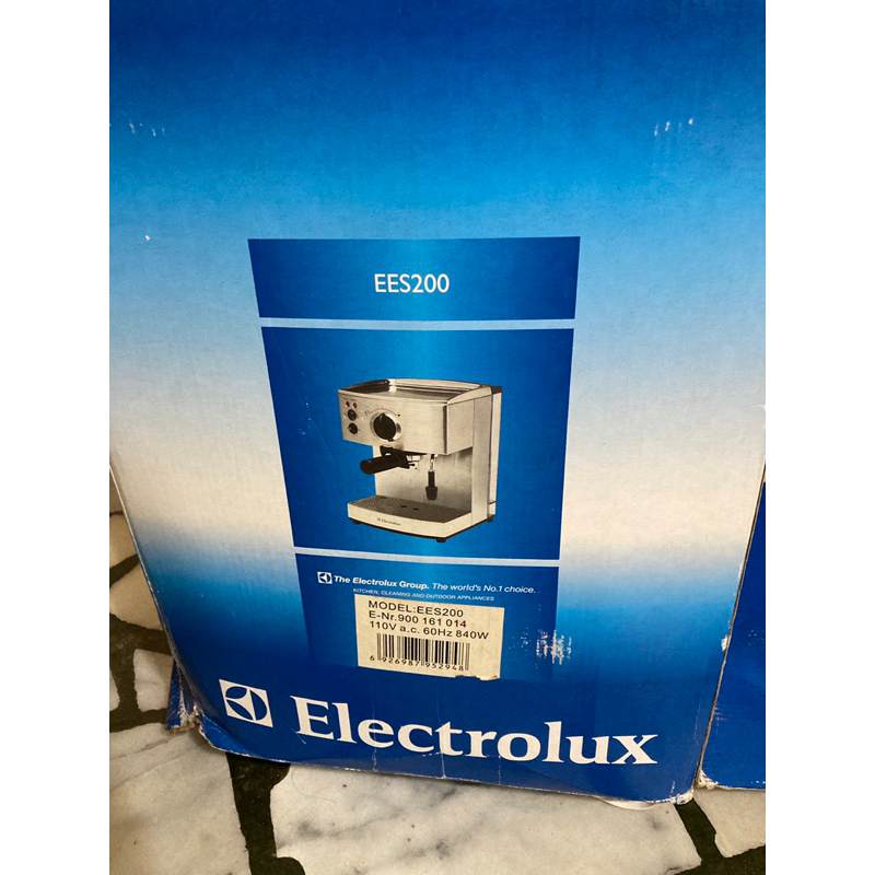 二手 蘆洲員林可自取 Electrolux 伊萊克斯 EES200 高壓義式濃縮咖啡機 蘆洲可自取