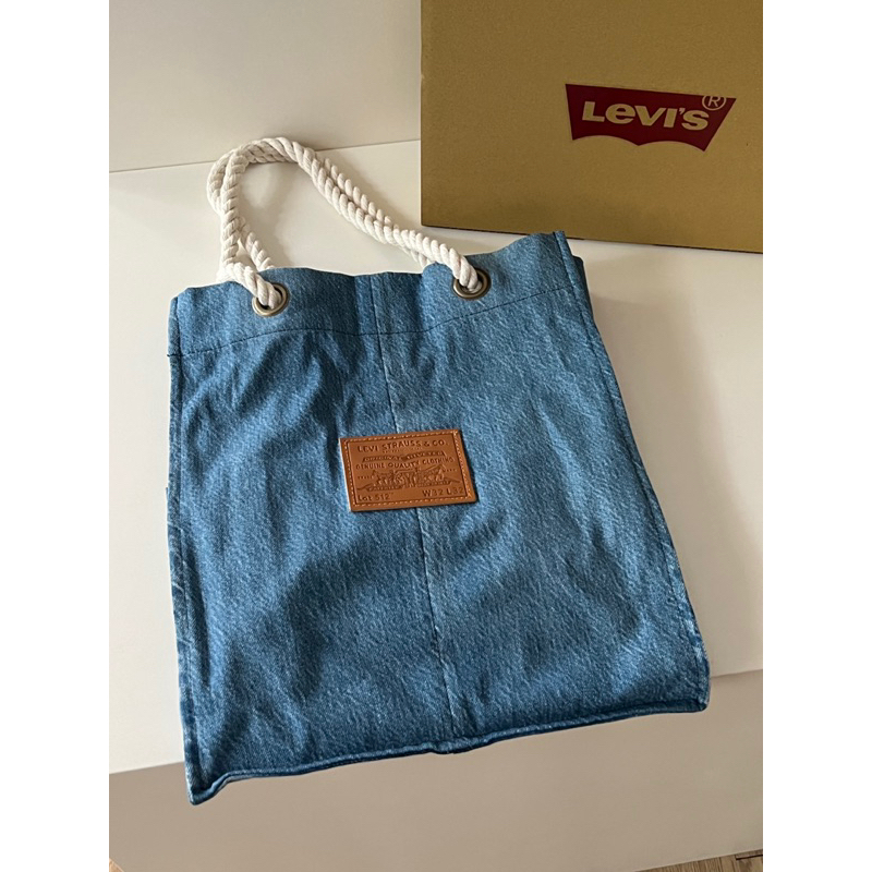 Levi’s 會員生日禮 牛仔寬底托特包 LMC牛仔布 全新