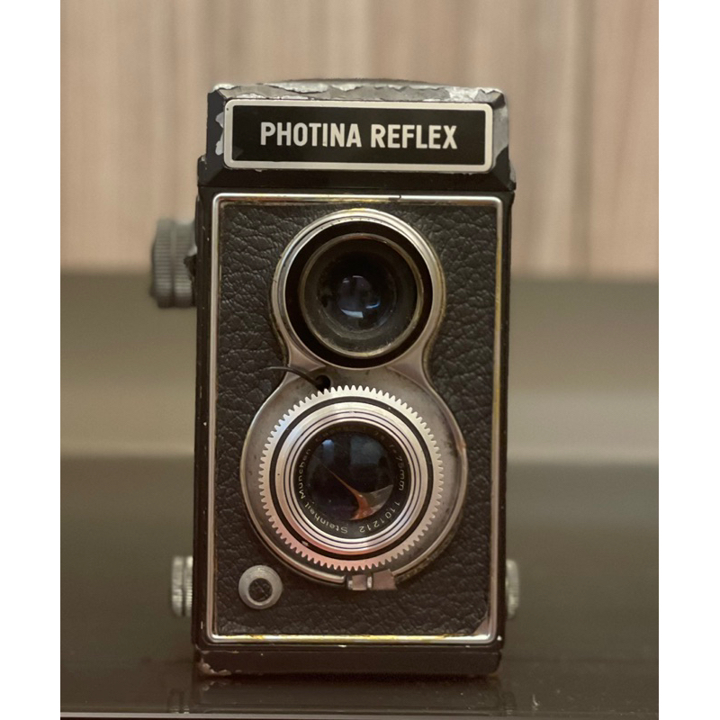 展示用德國古董雙眼相機 TLR