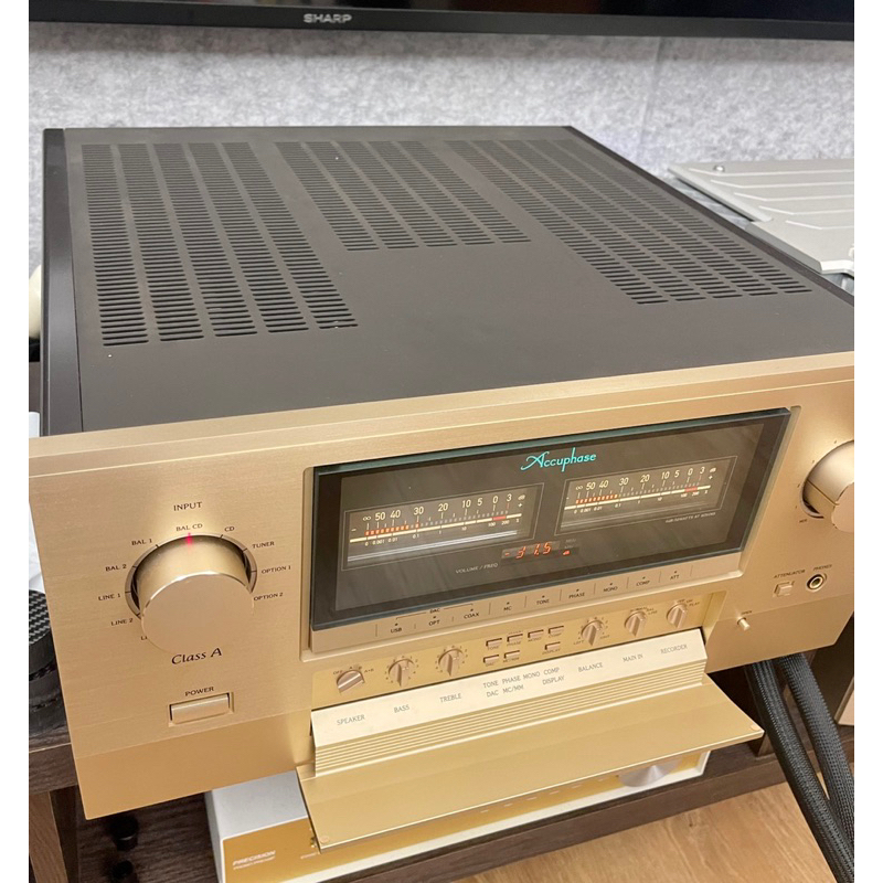 Accuphase e800