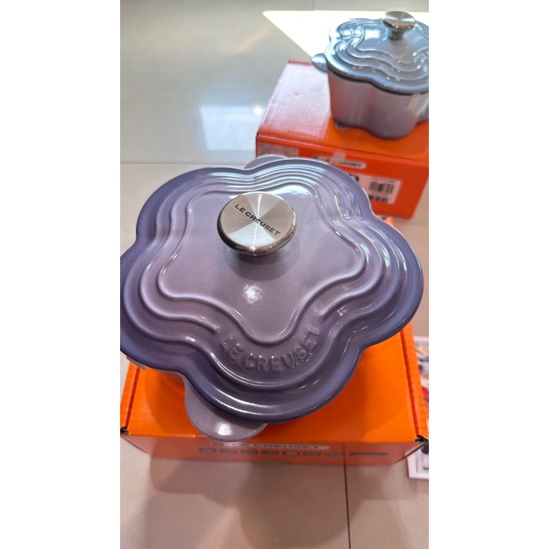 Le creuset 20cm藍鈴紫 花鍋 鑄鐵鍋 收藏品