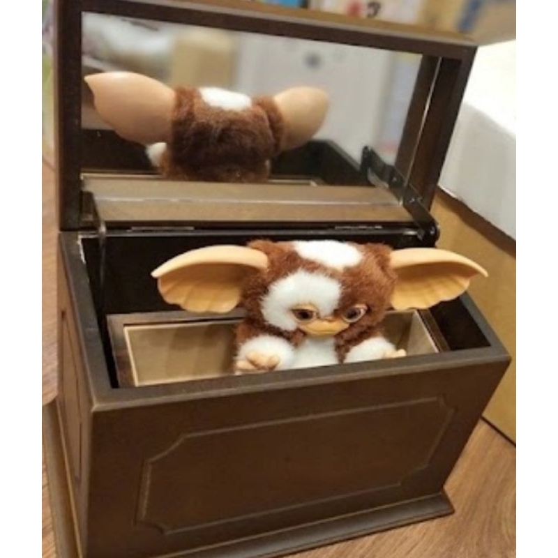 Gremlins 小魔怪小精靈 實木製鏡子音樂盒 music box 上鏈式機芯