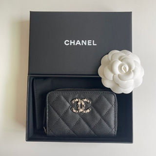 《全新正品》Chanel 香奈兒 黑色魚子醬牛皮 雙C logo鑲寶石拉鍊零錢包