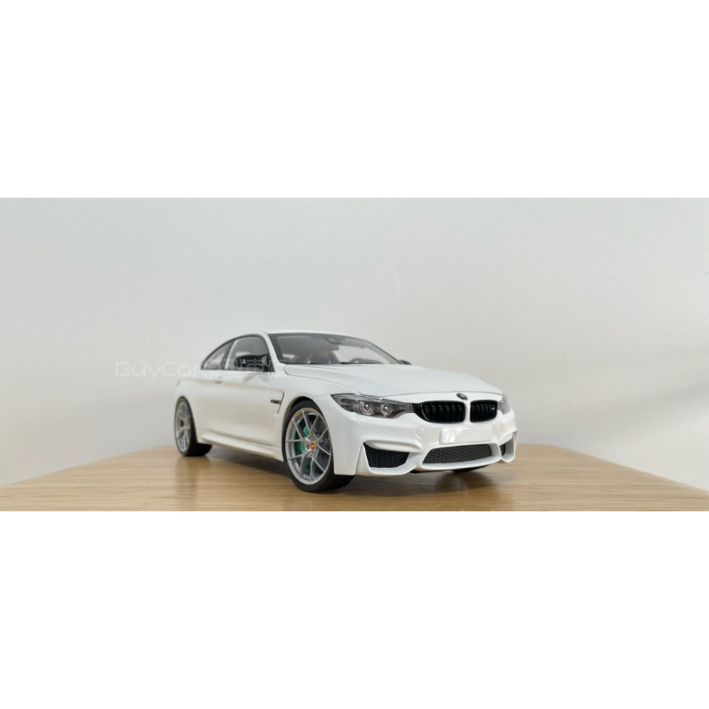 BuyCar模型車庫 1:18 1/18 BMW F82 M4模型車