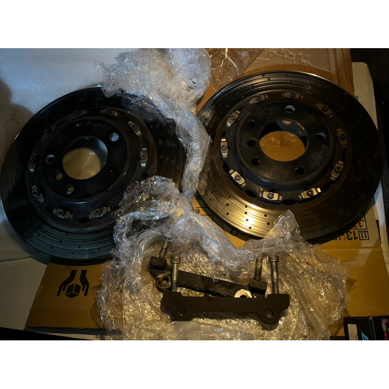 限自取 BMW E36 E46 用 330mm 碟盤 加大碟 含 對應 5200 9200 卡座 二手品