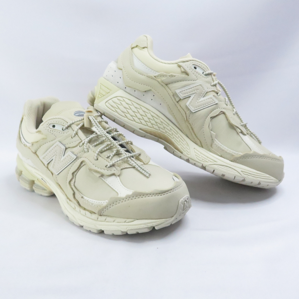 New Balance M2002RDQ 男女休閒鞋 復古鞋 磨砂革拼接 燕麥色