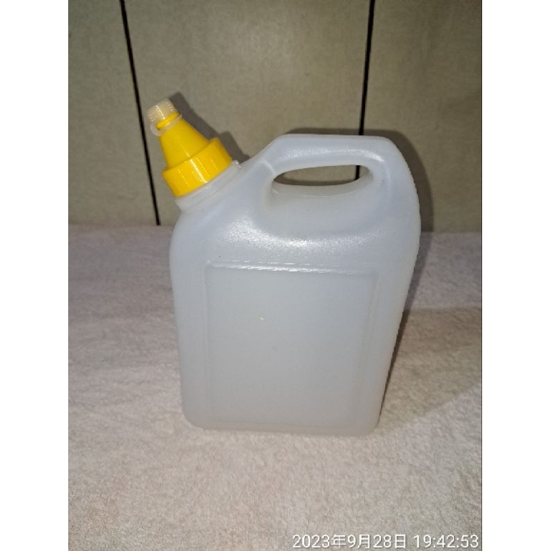 二手 塑膠瓶 塑膠罐 2300CC 2.3L 蜂蜜桶 果糖桶(5台斤)1支賣10元/10支才出貨/超商最多一次10支