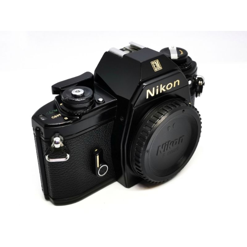 ＃0010 外觀超級漂亮的文青女孩最愛的底片單眼相機 Nikon EM 單機身