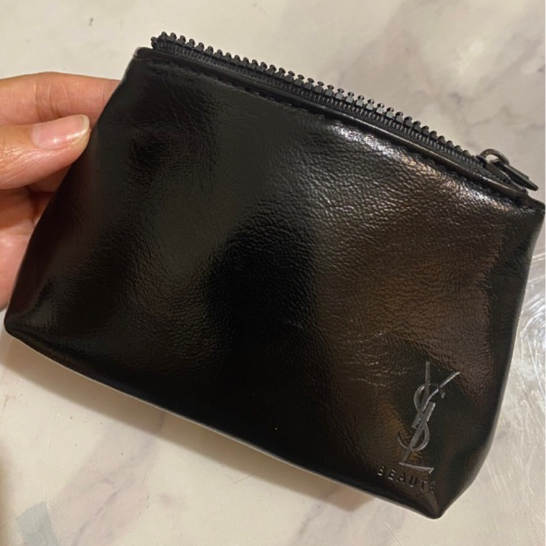 全新 YSL 聖羅蘭 男女適用 訂製黑色小化妝包 紅色絲絨 大化妝包 專櫃正貨 零錢包 錢包 收納包 手拿包 皮包