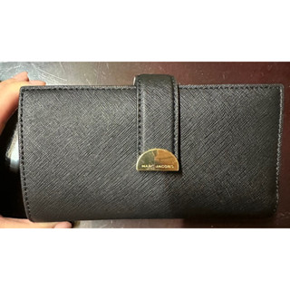 （正品）（二手）MARC JACOBS 中夾 半月形扣