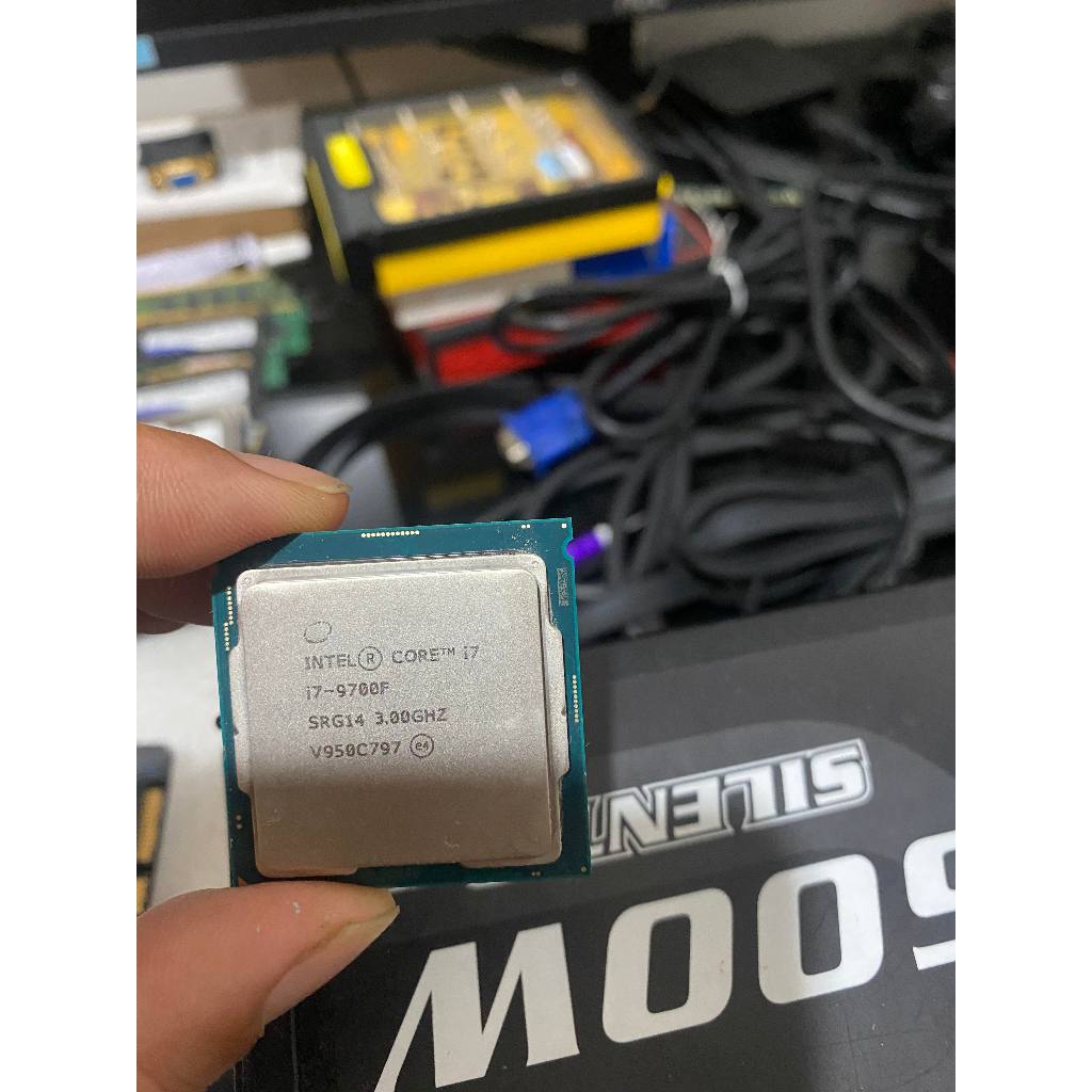 中古 二手 便宜賣 Intel core i7-9700F 無內顯 CPU (1151 腳位)