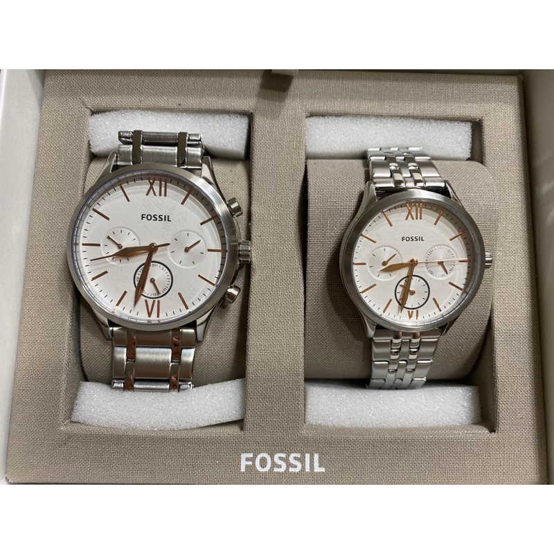 賠售！全新未戴。Fossil 情侶對錶禮盒