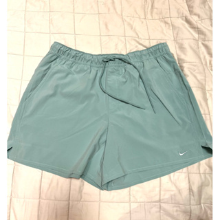 Nike 粉綠色 機能褲 跑褲 男生短褲 XL