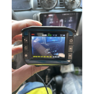多功能行車紀錄器，有多頻測速（跟掛室外機一樣的）、gps，