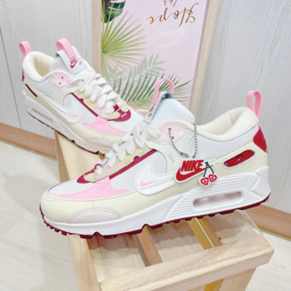 全球代購 Nike Air max 90 Futura 愛心小吊墜 奶油色 情人節 女款運動休閒鞋 FD4615-111