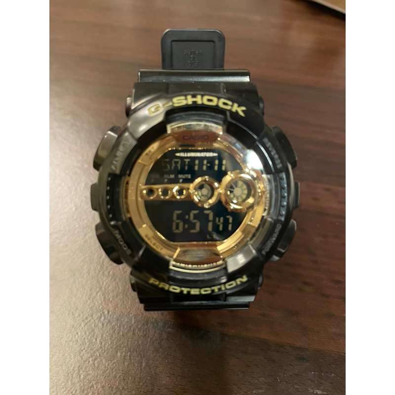 二手～黑金亮面G-Shock GD-100GB-1