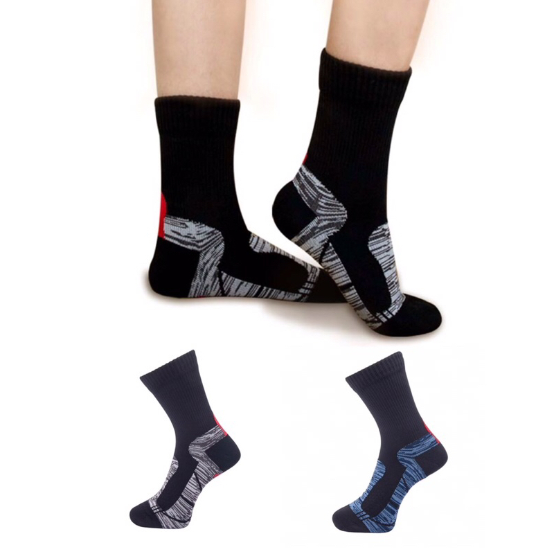 V-TEX 防水襪 全面提升腳部舒適力 V-KELP全系列皆具備360度完整防水，透氣排濕不悶熱，水高15CM都不擔心