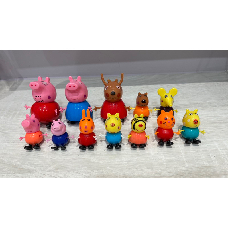 二手玩具-佩佩豬成員/粉紅豬小妹/佩佩豬玩具