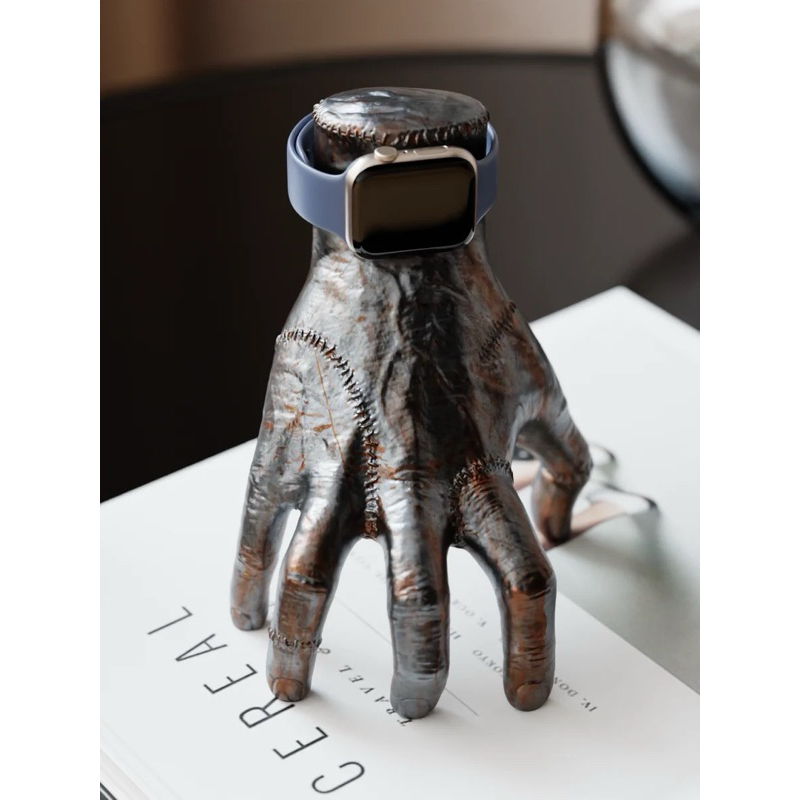 （台灣現貨） 阿達一族小手Apple Watch 個性創意充電座支架iwatch充電手錶架/蘋果手錶支架