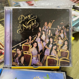 SNH48 Day and Night 塗鴉油畫 空專 破鞋