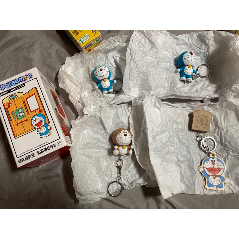 全新* Doraemon 哆啦A夢道具大木集 發光鑰匙座 公仔鑰匙圈