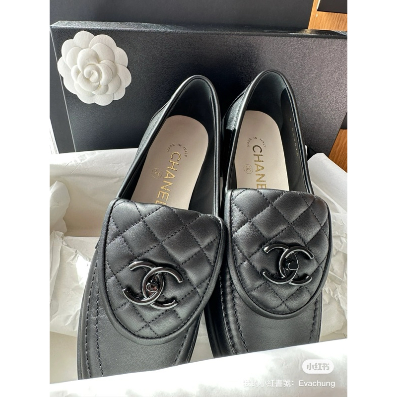 全新 24C  Chanel so black書包鞋、樂福鞋