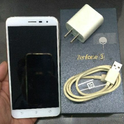 新電池ASUS ZenFone 3 ZE552KL 5.5吋八核心美型手機/月光白/免運