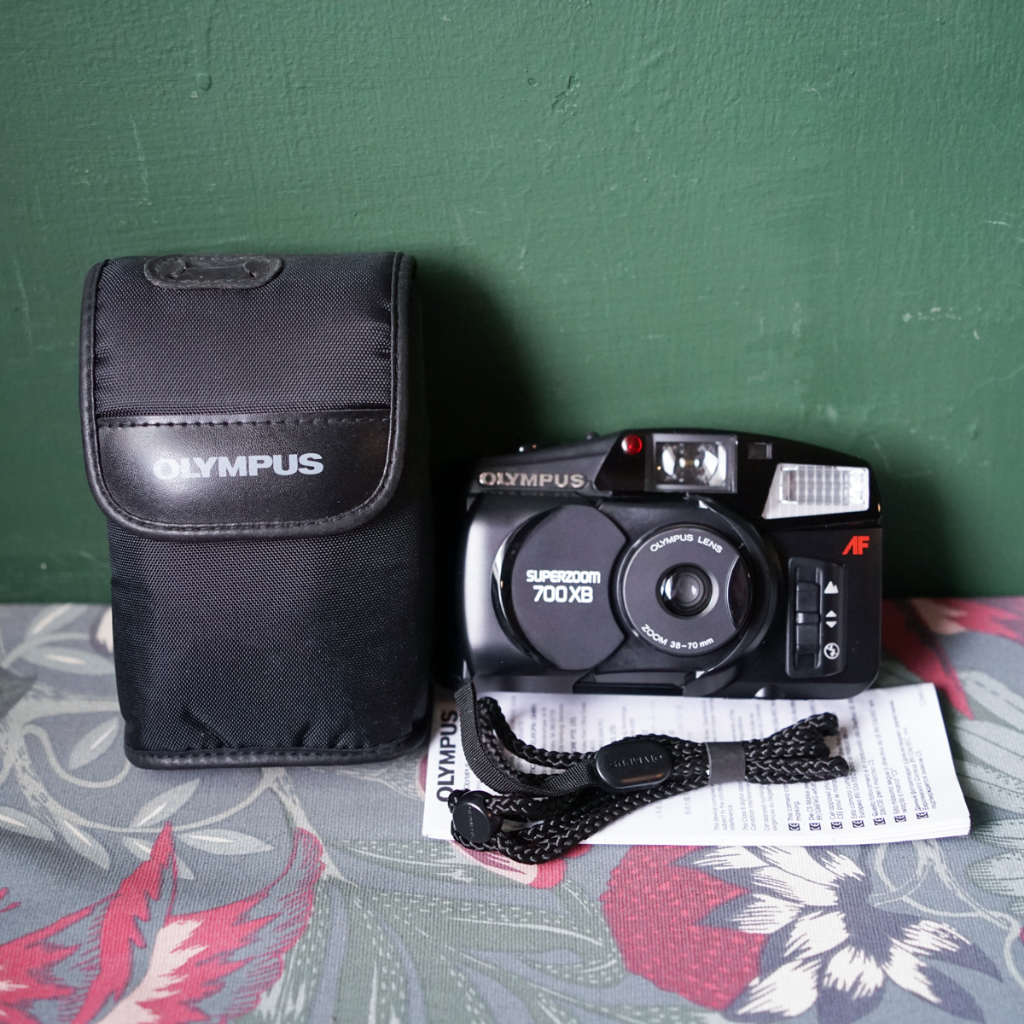 【星期天古董相機】庫存新品 OLYMPUS SUPERZOOM 700 XB 38-70mm 底片傻瓜相機