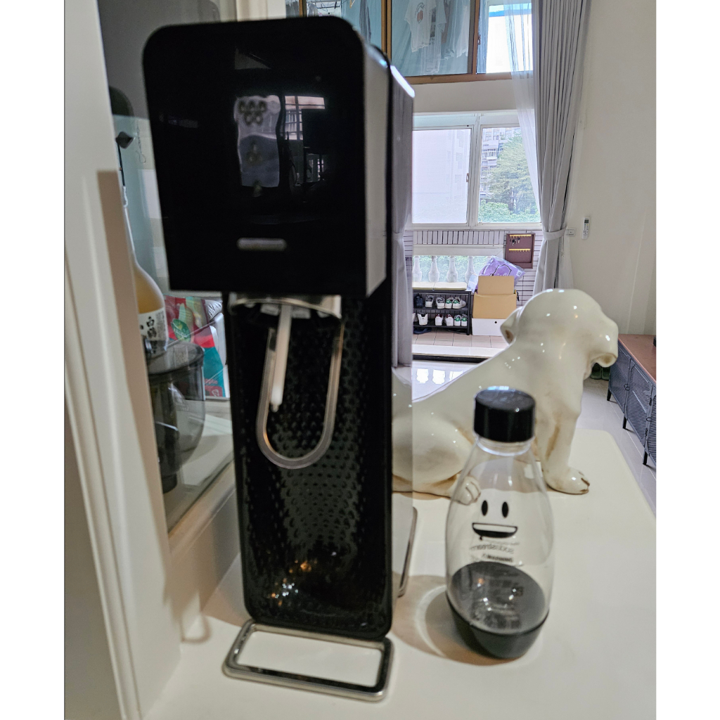 [我最便宜] Sodastream SOURCE 氣泡水機，瑞士設計師款 -經典黑，不需插電