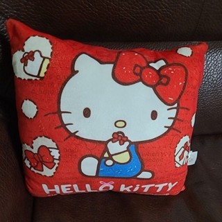 Hello Kitty 12吋暖手方型抱枕（二手）