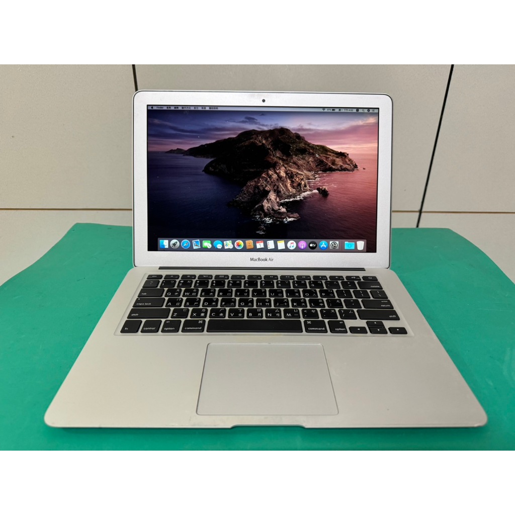 Apple Macbook Air 13吋二手良品筆電 i5 1.8G/8G/128G/Catalina/2012