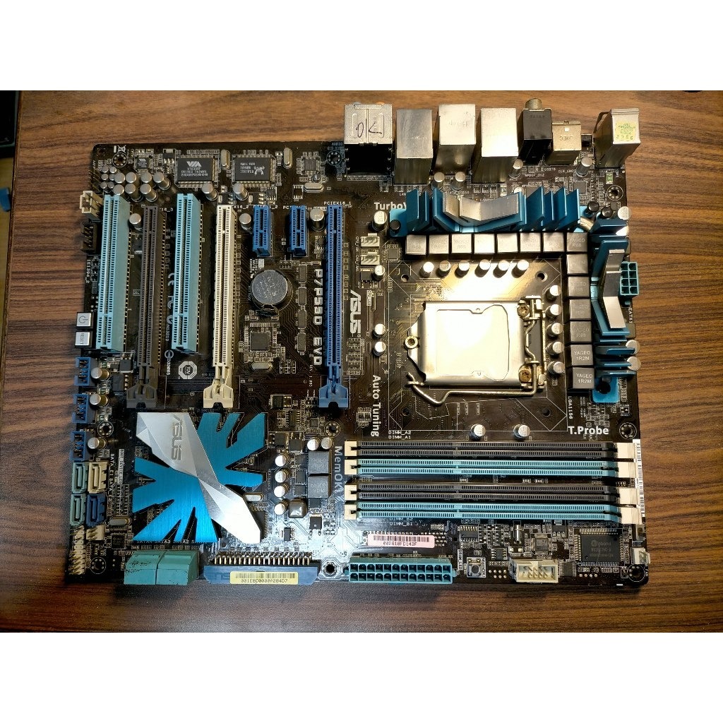 A.1156主機板-華碩P7P55D EVO DDR3雙通道i7 i5 i3 MOS 散熱片 自動超頻 直購價1180