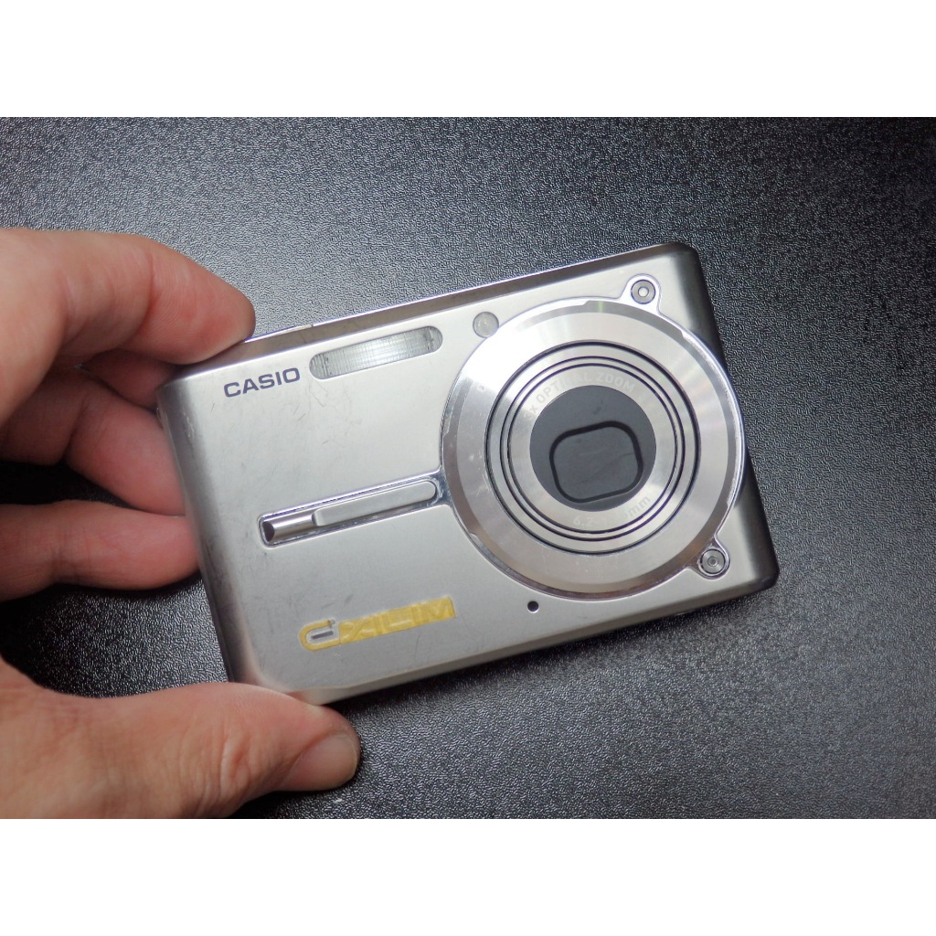 &lt;&lt;老數位相機&gt;&gt;CASIO EXILIM EX-S600 (CCD相機 /輕薄名片機/金屬機身/銀)