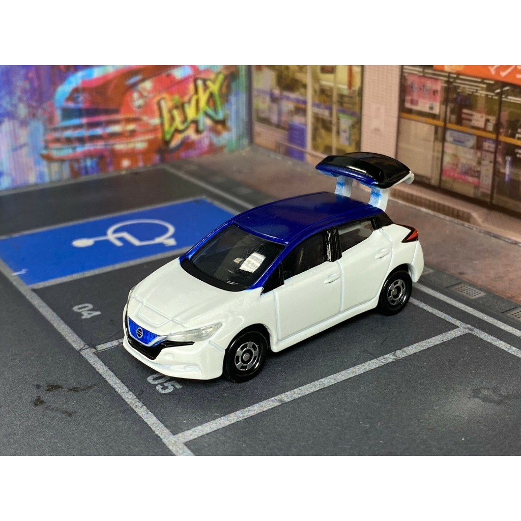 TOMICA-A13-無盒戰損-新款NISSAN LEAF 藍頂白