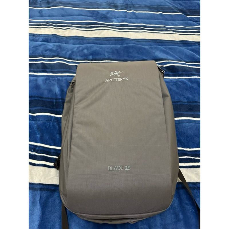 始祖鳥 Arcteryx Blade 28 Backpack 後背包 深灰